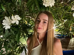 Myfreecams Nude Webcam of PetitAnge_