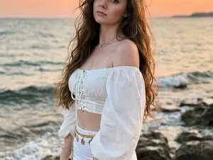 Myfreecams Live Sex of Nessa_Pearl
