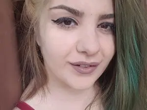Myfreecams Free Live Porn of AlleAlexys