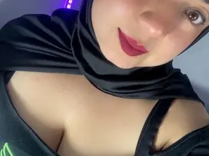 BLUUM_ from myfreecams