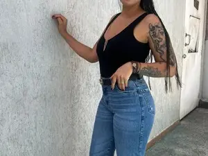 Myfreecams Free Live Porn of LorennaHdez