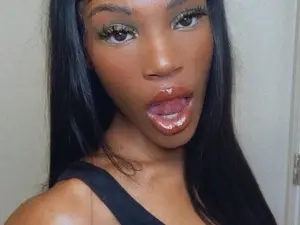 Myfreecams Watch Live Sex Cams of Skyesparrow