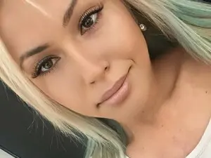 Myfreecams Nude Webcam of Wildblondhome