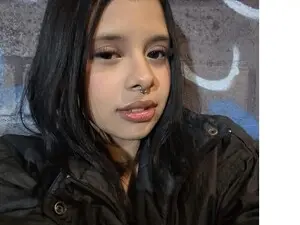 Myfreecams Nude Webcam of Melanie_B