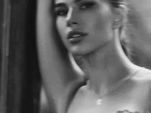 Myfreecams Adult Webcams of kissfreeze