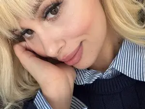 AdelineKing from myfreecams