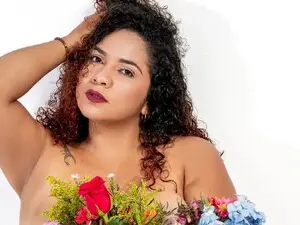 Myfreecams Live Sex Cam of Lissaortiz