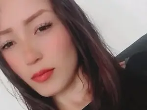 Myfreecams Live Sex Cam of Sara_guzman