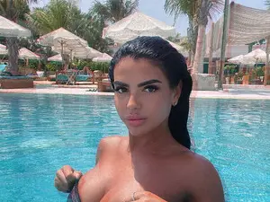 Myfreecams Private Sex Chat of Alenaxoxo