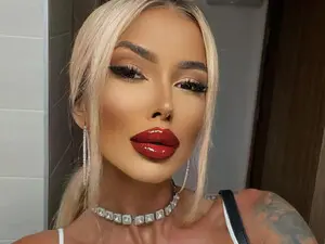 Myfreecams Private Sex Chat of ArianaArianna