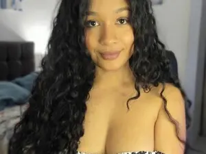 Myfreecams Live Sex of Amatista_latina