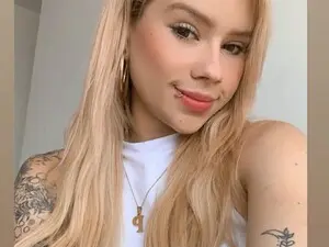 Myfreecams Free Porn Cam of KinkyKaro