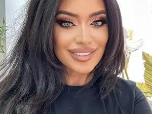 Myfreecams Watch Live Sex Cams of Annakarin23
