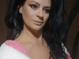 Myfreecams Adult Video Chat of Misshaloveee