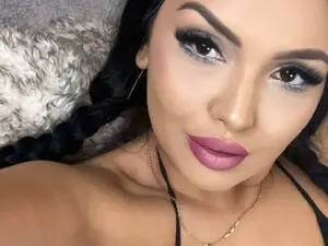 Myfreecams Live Sex of AvelineNoir