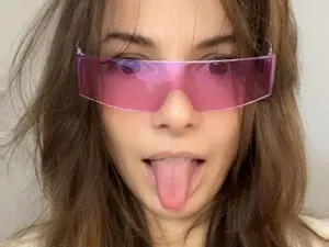 Myfreecams Watch Live Sex Cams of DarinDiva
