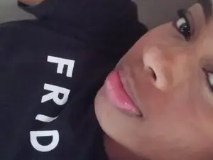 Myfreecams Sex Cam of Renatawalker