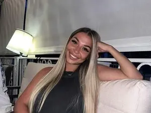 Myfreecams Nude Webcam of Assmerising
