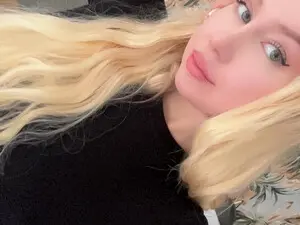 Myfreecams Nude Webcam of British_Cutie