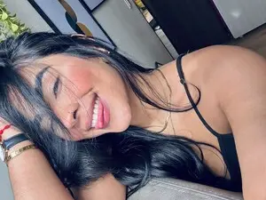 Myfreecams Live Sex Cam of Bella_Dior_