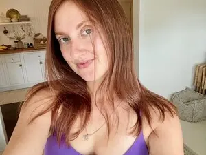 JourneyJade from myfreecams
