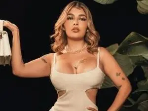 LisaMonroe1 from myfreecams