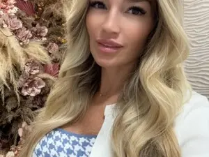 Myfreecams Nude Webcam of Spicyqueeen87