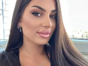 EvaRhea from myfreecams