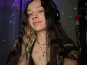 Myfreecams Adult Webcam of hannahtaylor