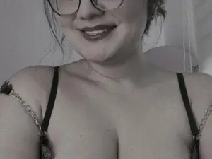 Myfreecams Free Porn Cam of PaulaCostello
