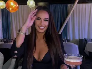 Myfreecams Adult Webcam of Alma_Luv