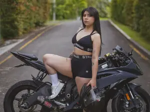 Myfreecams Sex Chat of Melody_black