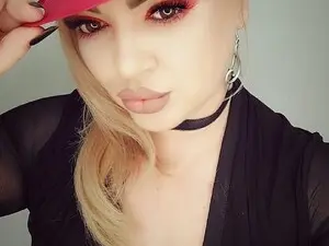 Myfreecams Watch Live Sex Cams of Katrinaa_