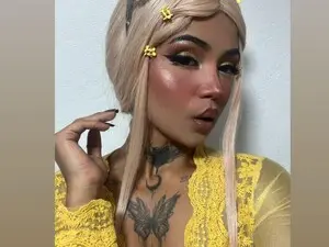 Myfreecams Free Porn Cam of Revy_black