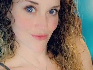 Myfreecams Free Porn Cam of Lisa_Lux