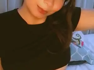 EvelynFlores from myfreecams