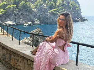 Myfreecams Sex Cam of Your_Selena