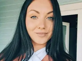 TanyaDevon from streamate