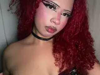 Streamate Free Live Porn of IdunBrunette