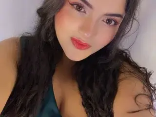 AlaraRose from streamate