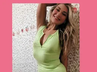 Streamate Watch Live Sex Cams of KamiliaMae