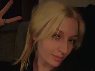 LunethMirelda from streamate