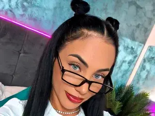 Streamate Sex Cam of Hazzell