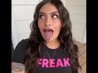 Streamate Free Live Porn of SaigeKiljoy