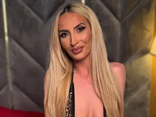 AlexaBarnes from streamate