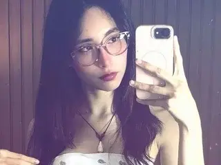 Streamate Adult Webcams of doll_bella