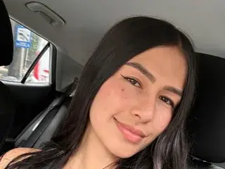 Streamate Watch Live Sex Cams of DulcemiaWalk