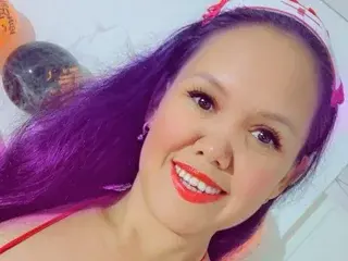 Streamate Watch Live Sex Cams of marilynbeautifullyhairybush20