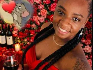 Naomi_Desire from streamate