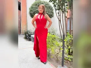 Streamate Sex Chat of CarolMiss_79
